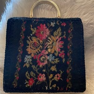 VINTAGE NEEDLEPOINT PURSE